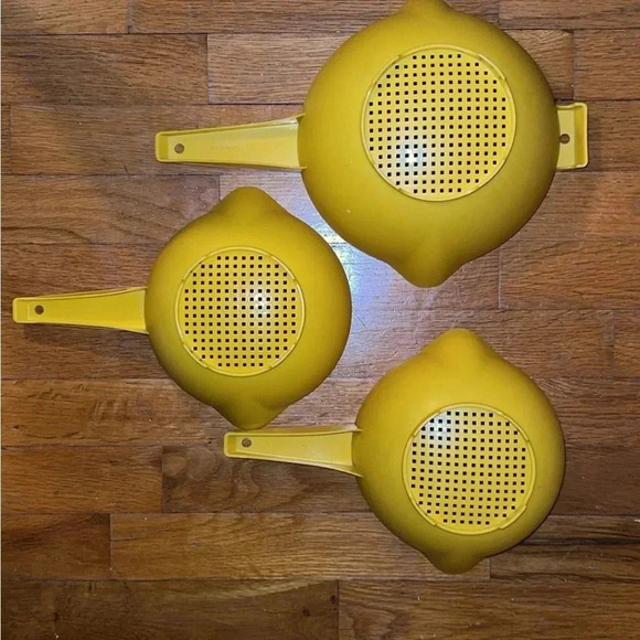 VTG BUNDLE Tupperware Harvest Gold Yellow Colanders/Strainers 3pc Retro - Picture 3 of 6